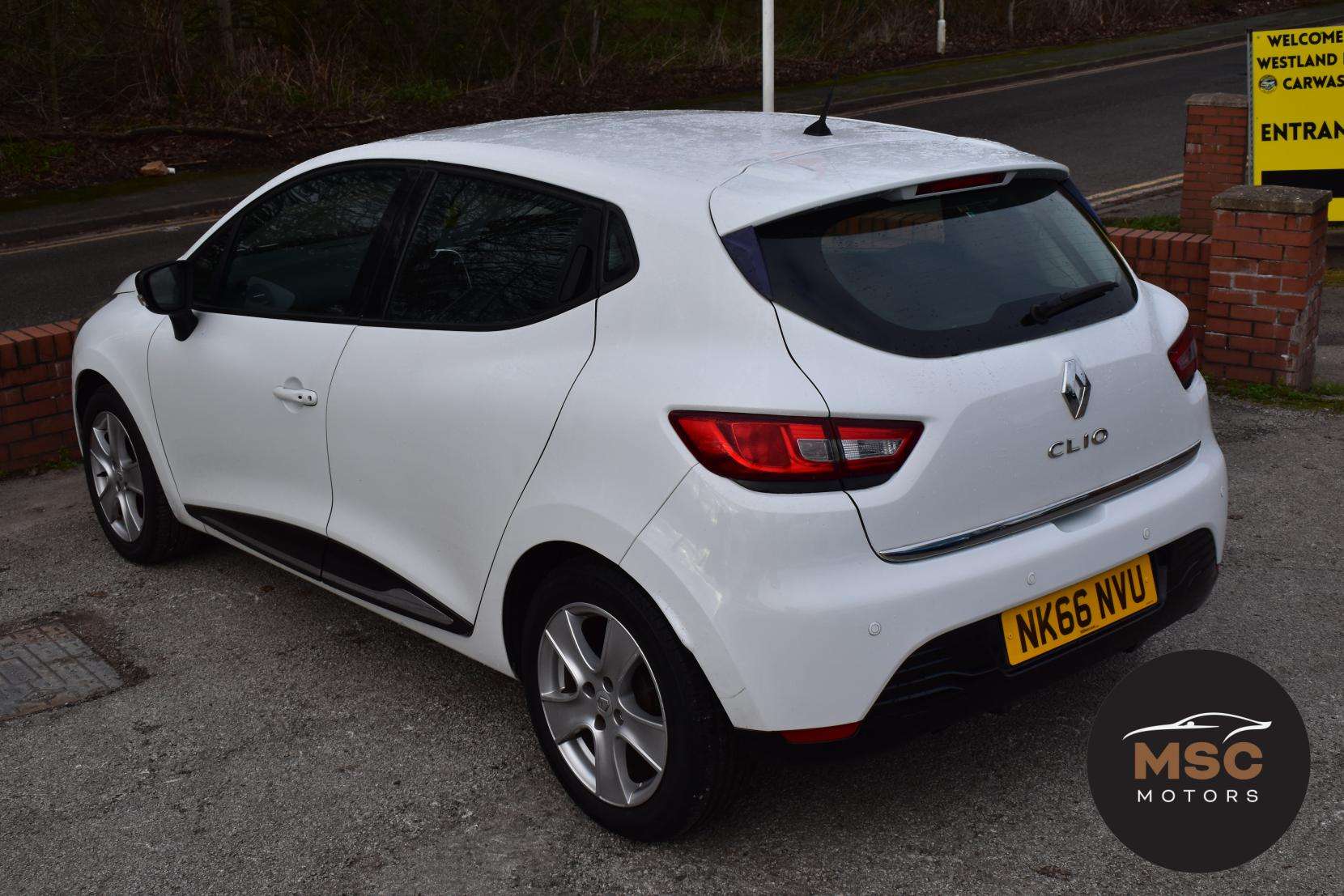 2016 RENAULT CLIO 2016 RENAULT CLIO