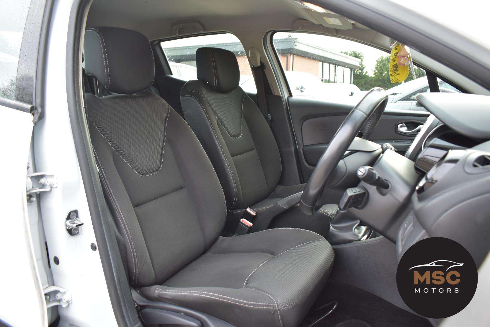 2016 RENAULT CLIO 2016 RENAULT CLIO