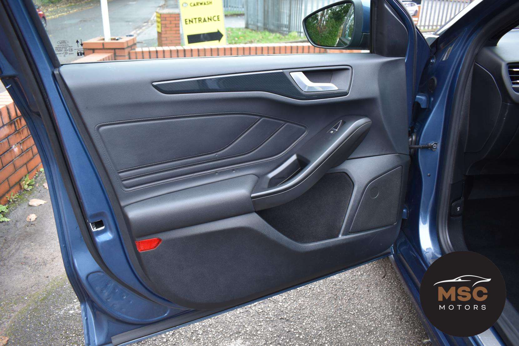 2021 FORD FOCUS 2021 FORD FOCUS