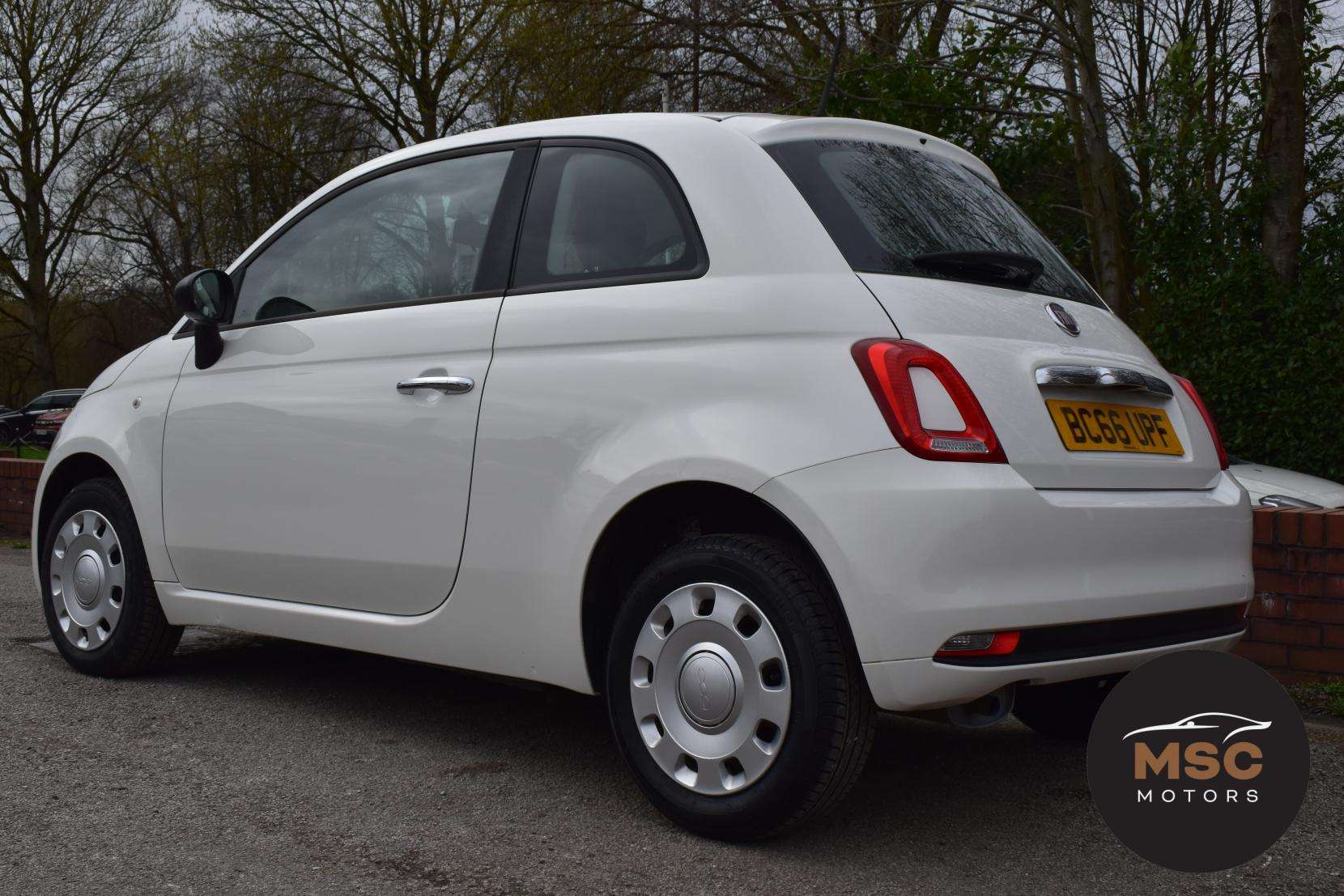 2017 FIAT 500 2017 FIAT 500