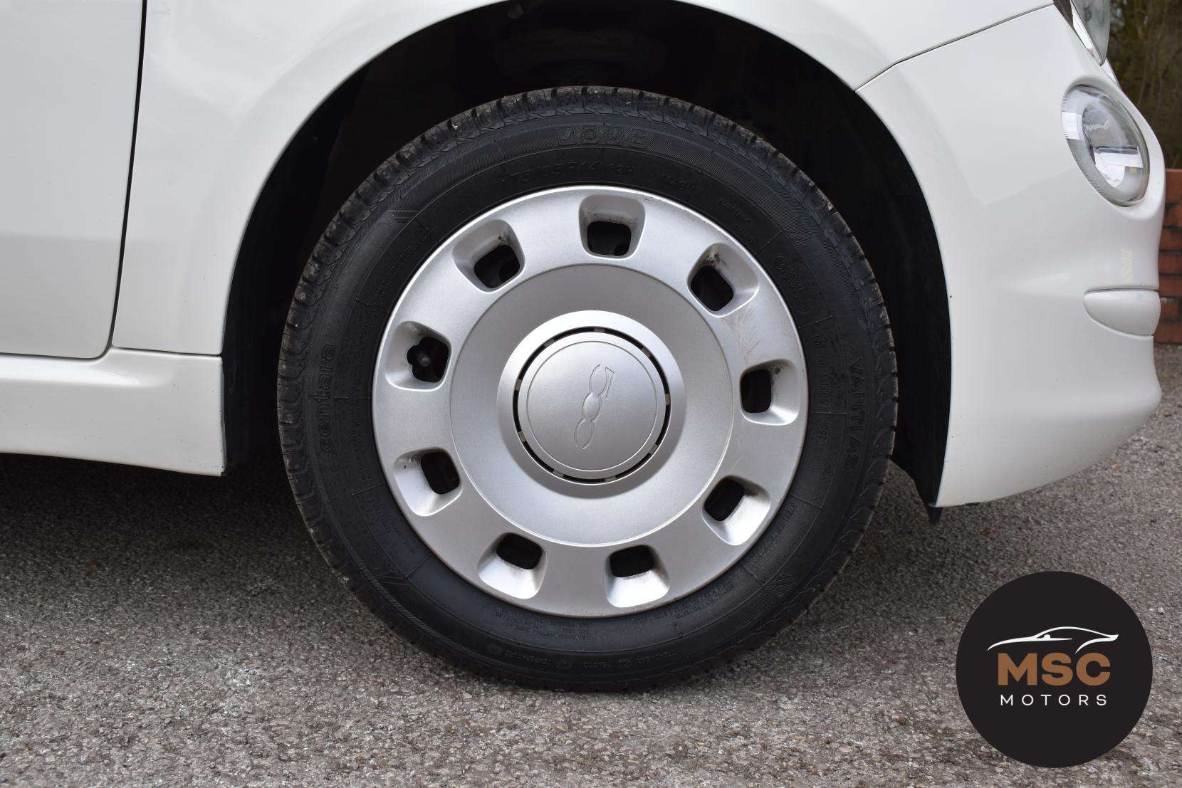 2017 FIAT 500 2017 FIAT 500