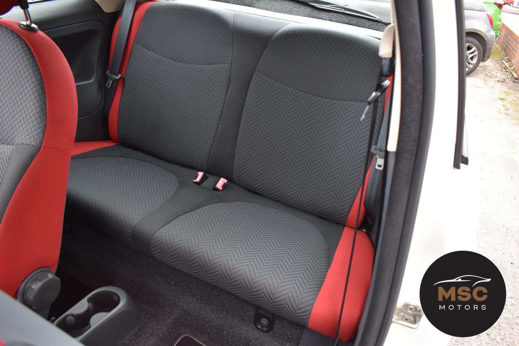 2017 FIAT 500 2017 FIAT 500