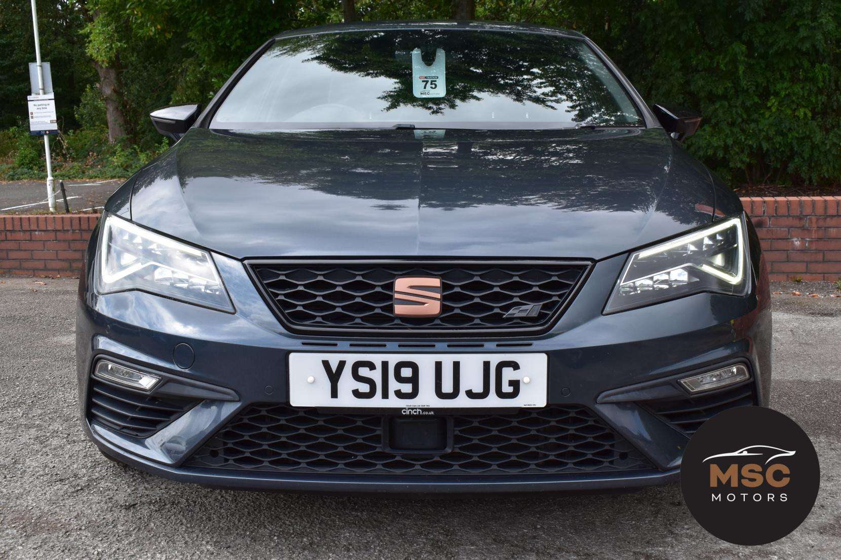 A 2019 SEAT LEON 2.0 TSI Cupra 290 Hatchback 5dr Petrol DSG Euro 6 (s/s) (290 ps) A 2019 SEAT LEON 2.0 TSI Cupra 290 Hatchback 5dr Petrol DSG Euro 6 (s/s) (290 ps)