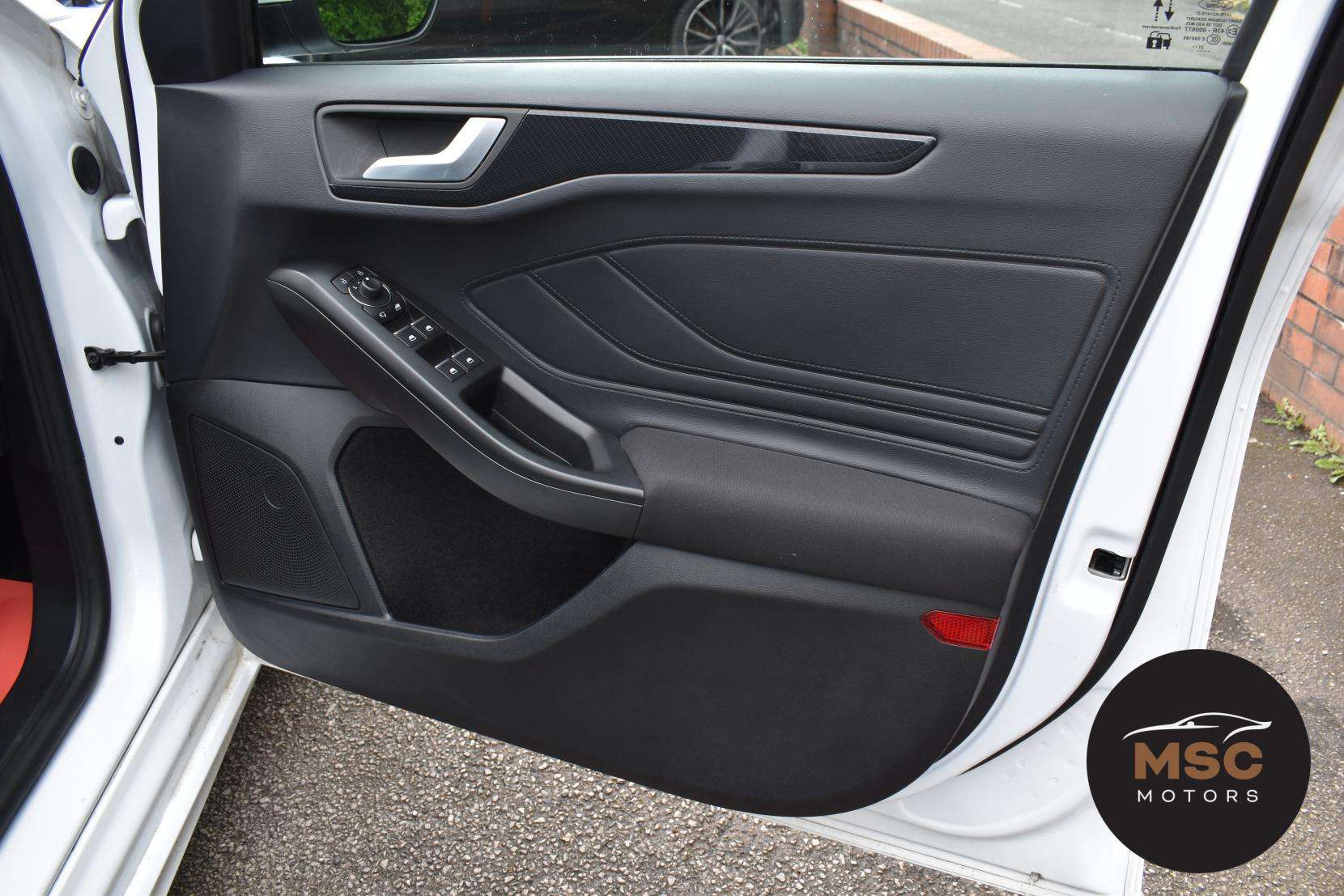 2022 FORD FOCUS 2022 FORD FOCUS