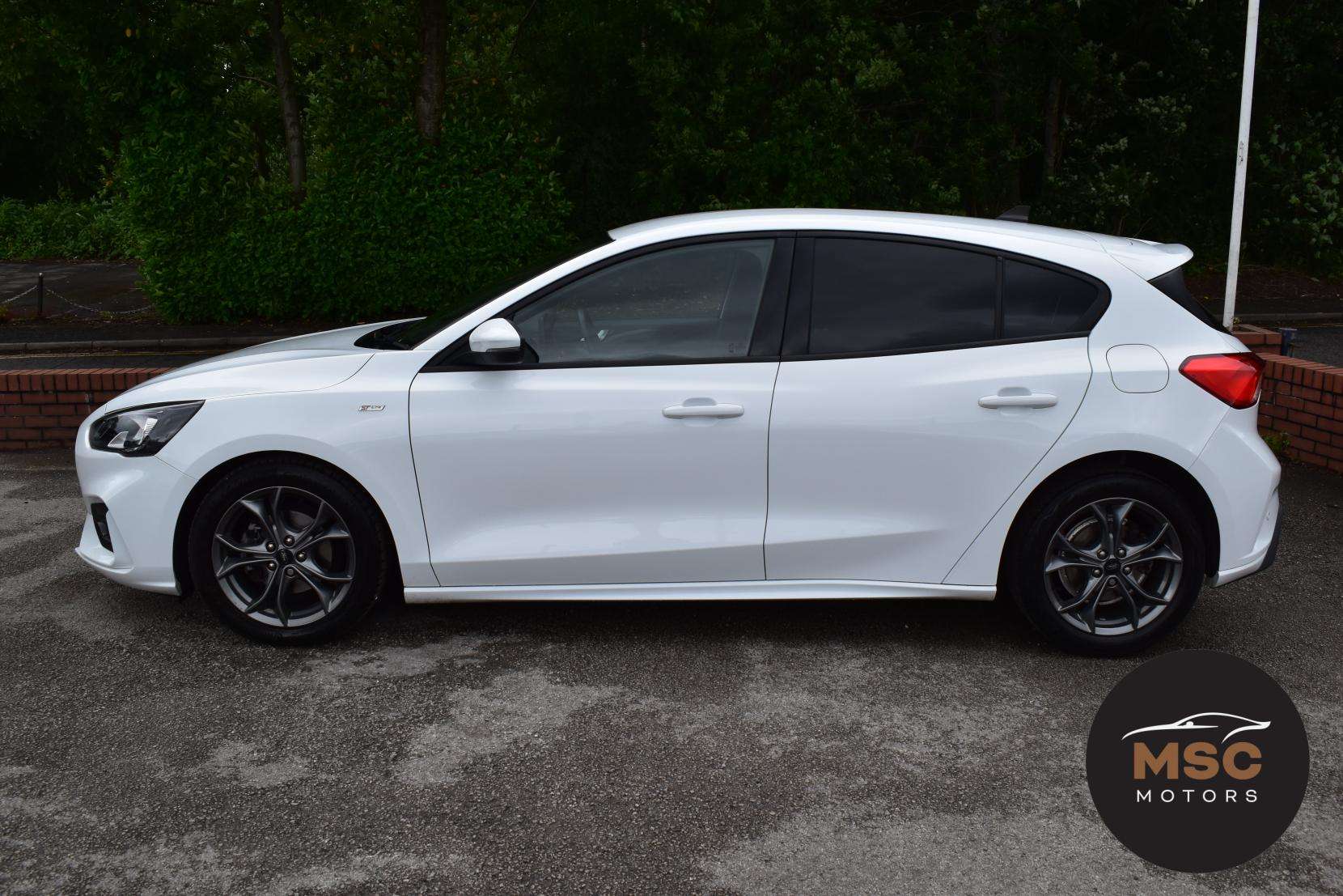 2022 FORD FOCUS 2022 FORD FOCUS