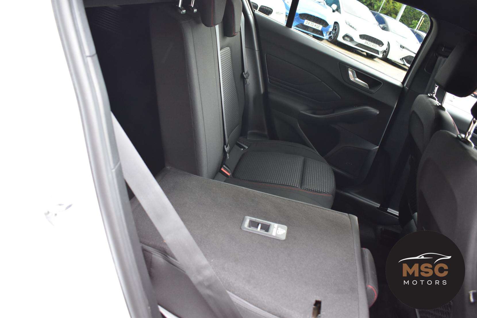 2022 FORD FOCUS 2022 FORD FOCUS