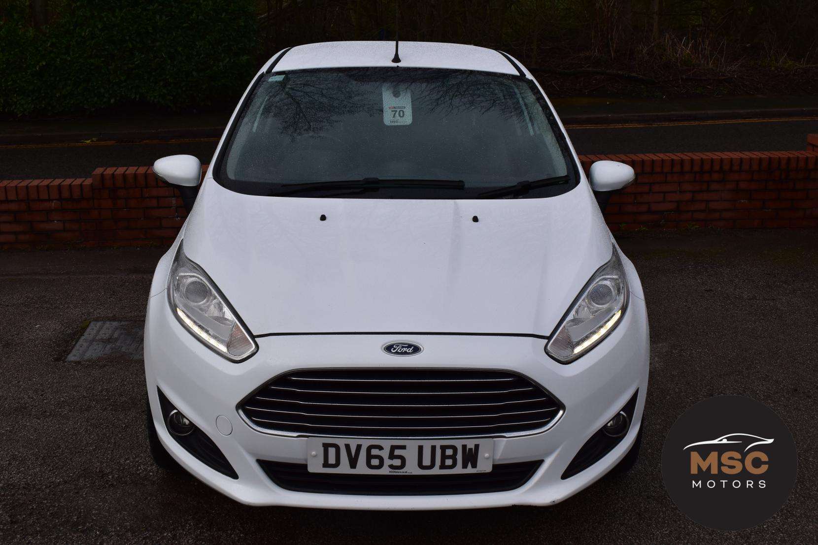 A 2015 FORD FIESTA 1.0T EcoBoost Zetec Hatchback 3dr Petrol Manual Euro 6 (s/s) (100 ps) A 2015 FORD FIESTA 1.0T EcoBoost Zetec Hatchback 3dr Petrol Manual Euro 6 (s/s) (100 ps)