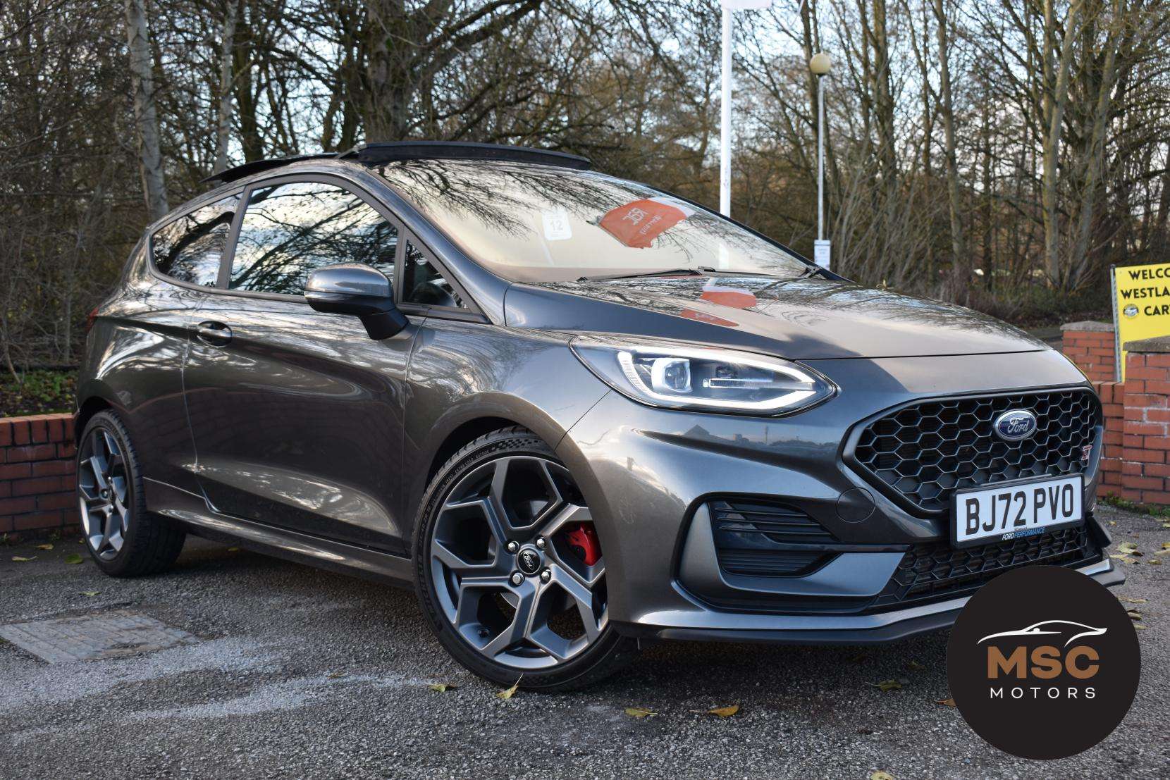 A 2022 FORD FIESTA 1.5T EcoBoost ST-3 Hatchback 3dr Petrol Manual Euro 6 (s/s) (200 ps) A 2022 FORD FIESTA 1.5T EcoBoost ST-3 Hatchback 3dr Petrol Manual Euro 6 (s/s) (200 ps)