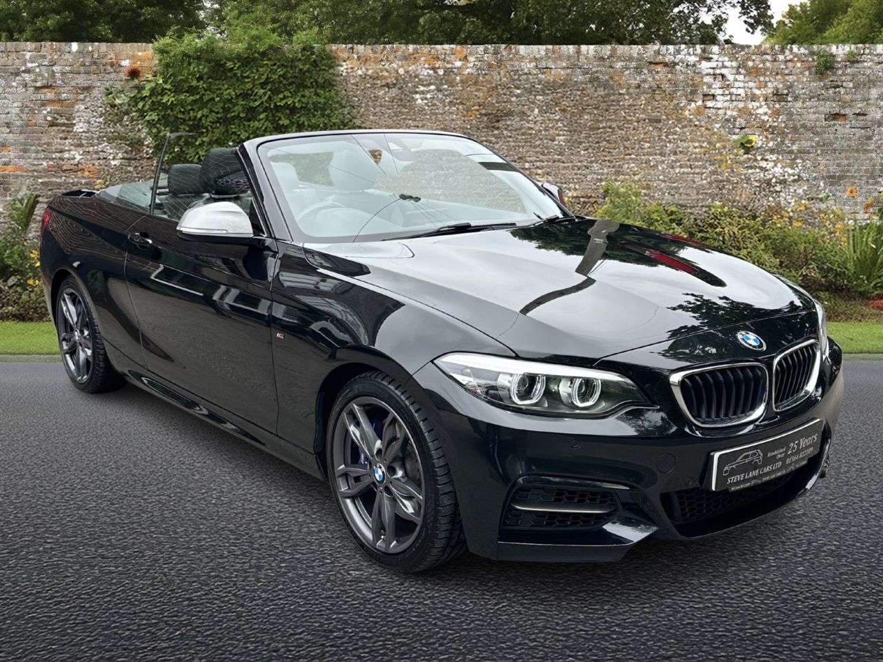 A 2018 BMW 2 SERIES 3.0 M240i Convertible 2dr Petrol Auto Euro 6 (s/s) (340 ps) A 2018 BMW 2 SERIES 3.0 M240i Convertible 2dr Petrol Auto Euro 6 (s/s) (340 ps)