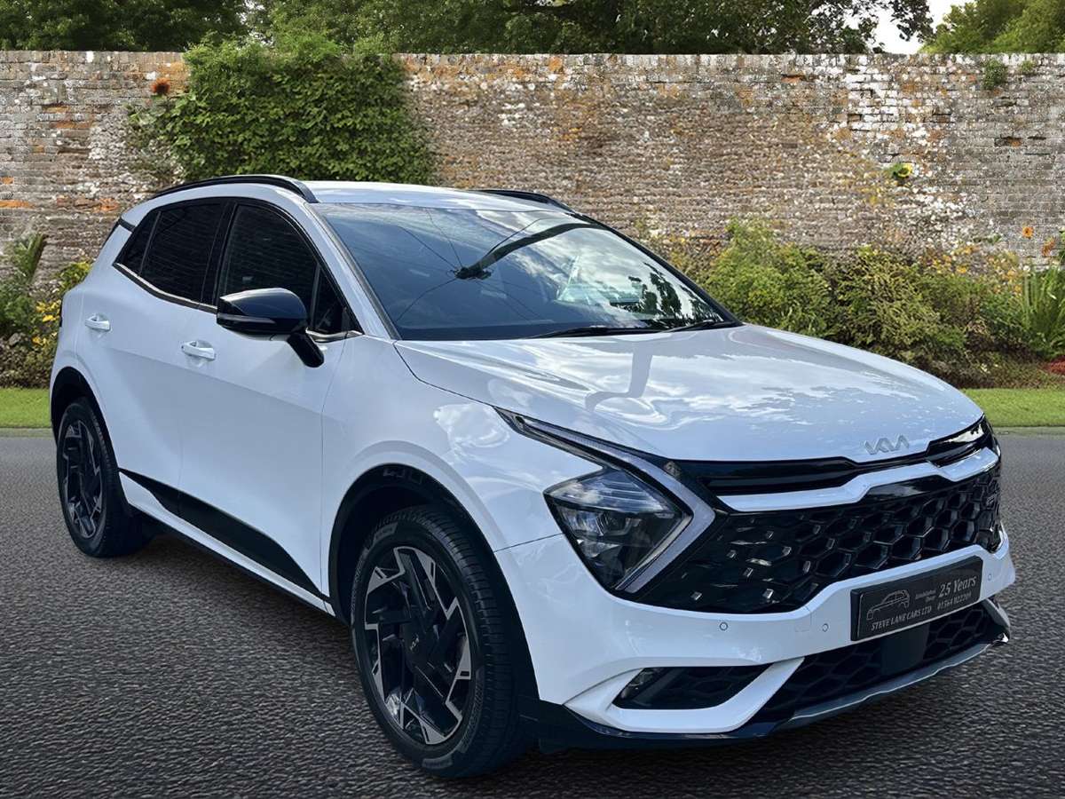 Check out this Kia Sportage 2022 Hybrid Electric Automatic