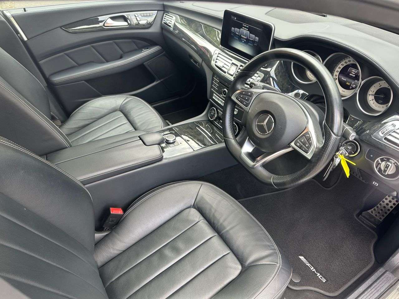 A 2016 MERCEDES-BENZ CLS CLASS 3.0 CLS350d V6 AMG Line (Premium) Coupe 4dr Diesel G-Tronic+ Euro 6 (s/s) ( A 2016 MERCEDES-BENZ CLS CLASS 3.0 CLS350d V6 AMG Line (Premium) Coupe 4dr Diesel G-Tronic+ Euro 6 (s/s) (