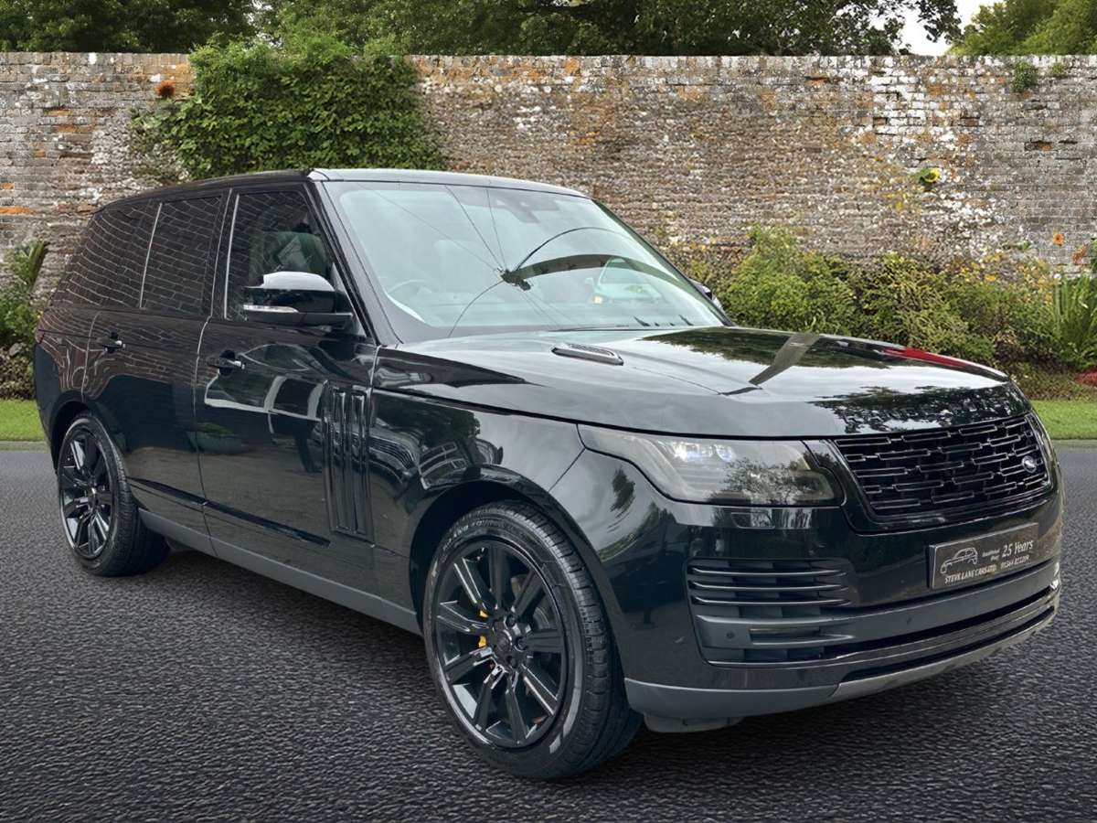 Check out this Land Rover Range Rover 2018 Diesel Automatic