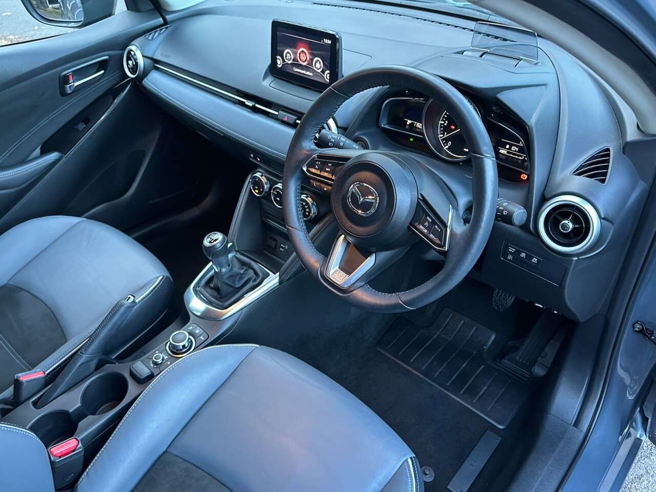 A 2021 MAZDA MAZDA2 1.5 SKYACTIV-G MHEV GT Sport Nav Hatchback 5dr Petrol Manual Euro 6 (s/s) ( A 2021 MAZDA MAZDA2 1.5 SKYACTIV-G MHEV GT Sport Nav Hatchback 5dr Petrol Manual Euro 6 (s/s) (