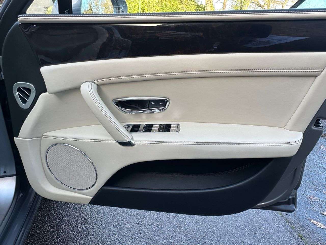 2016 BENTLEY FLYING SPUR 2016 BENTLEY FLYING SPUR