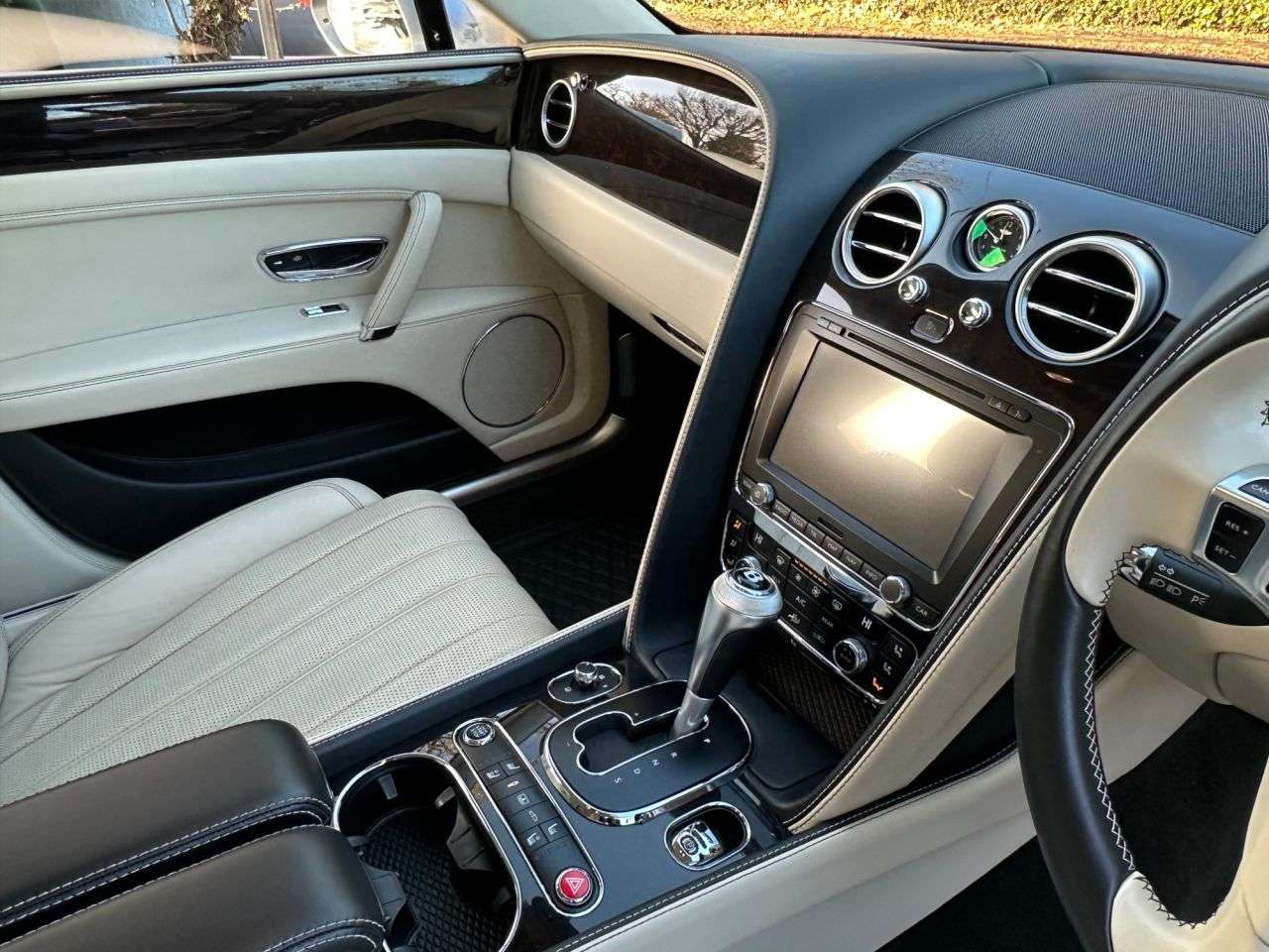 2016 BENTLEY FLYING SPUR 2016 BENTLEY FLYING SPUR