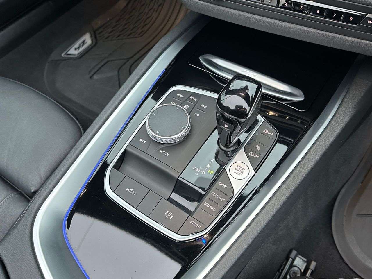 A 2022 BMW Z4 2.0 20i Sport Convertible 2dr Petrol Auto sDrive Euro 6 (s/s) (197 ps) A 2022 BMW Z4 2.0 20i Sport Convertible 2dr Petrol Auto sDrive Euro 6 (s/s) (197 ps)