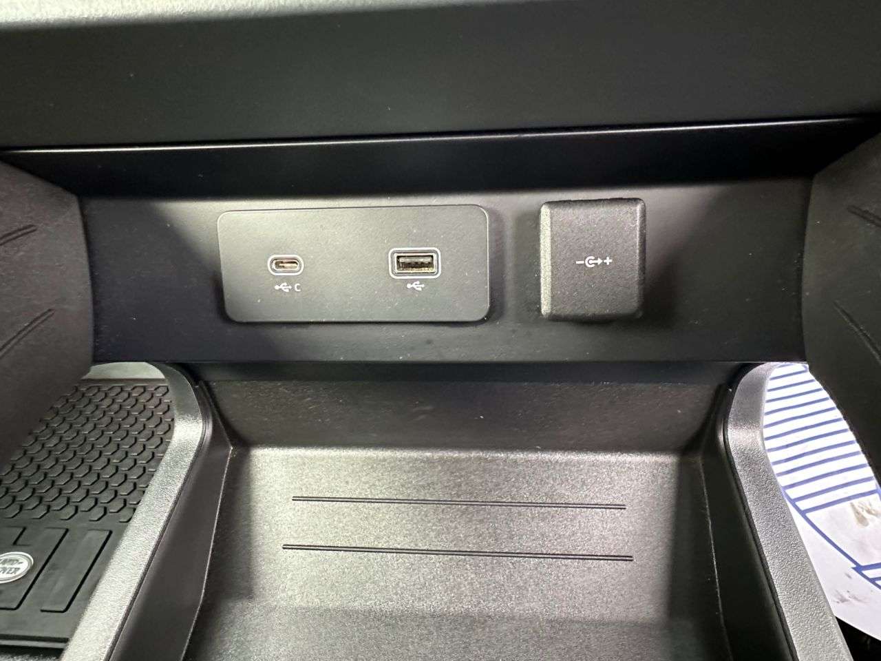 2023 LAND ROVER DEFENDER 2023 LAND ROVER DEFENDER