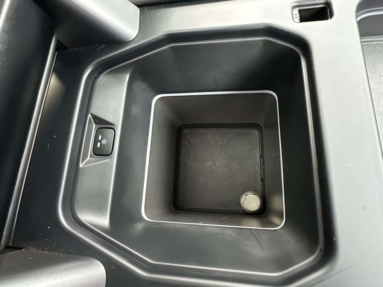 2023 LAND ROVER DEFENDER 2023 LAND ROVER DEFENDER