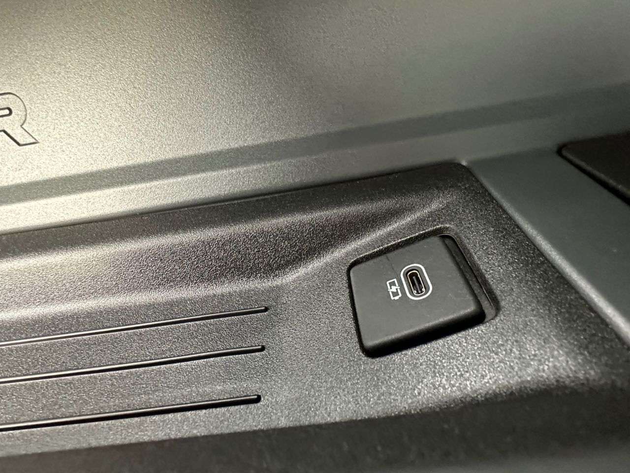 2023 LAND ROVER DEFENDER 2023 LAND ROVER DEFENDER