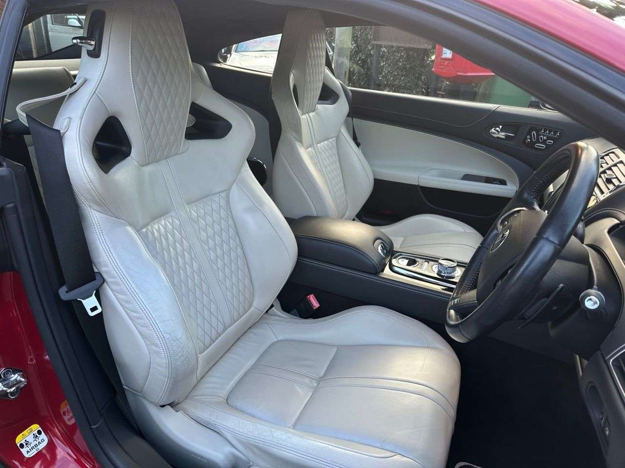 A 2014 JAGUAR XK 5.0 V8 Dynamic R Coupe 2dr Petrol Auto Euro 5 (510 ps) A 2014 JAGUAR XK 5.0 V8 Dynamic R Coupe 2dr Petrol Auto Euro 5 (510 ps)