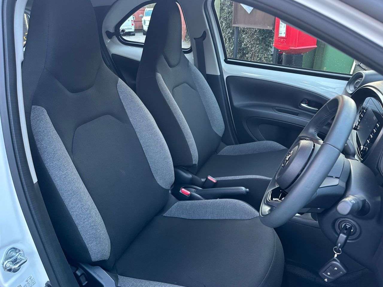 A 2022 TOYOTA AYGO X 1.0 VVT-i Pure Hatchback 5dr Petrol x-shift Euro 6 (s/s) (72 ps) A 2022 TOYOTA AYGO X 1.0 VVT-i Pure Hatchback 5dr Petrol x-shift Euro 6 (s/s) (72 ps)