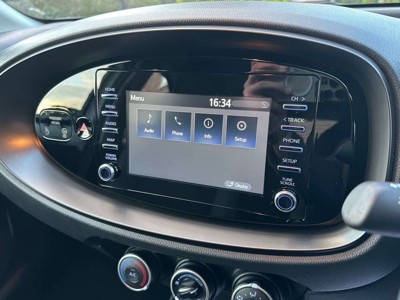 2022 TOYOTA AYGO X 2022 TOYOTA AYGO X