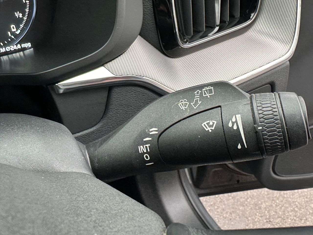 2019 VOLVO XC60 2019 VOLVO XC60