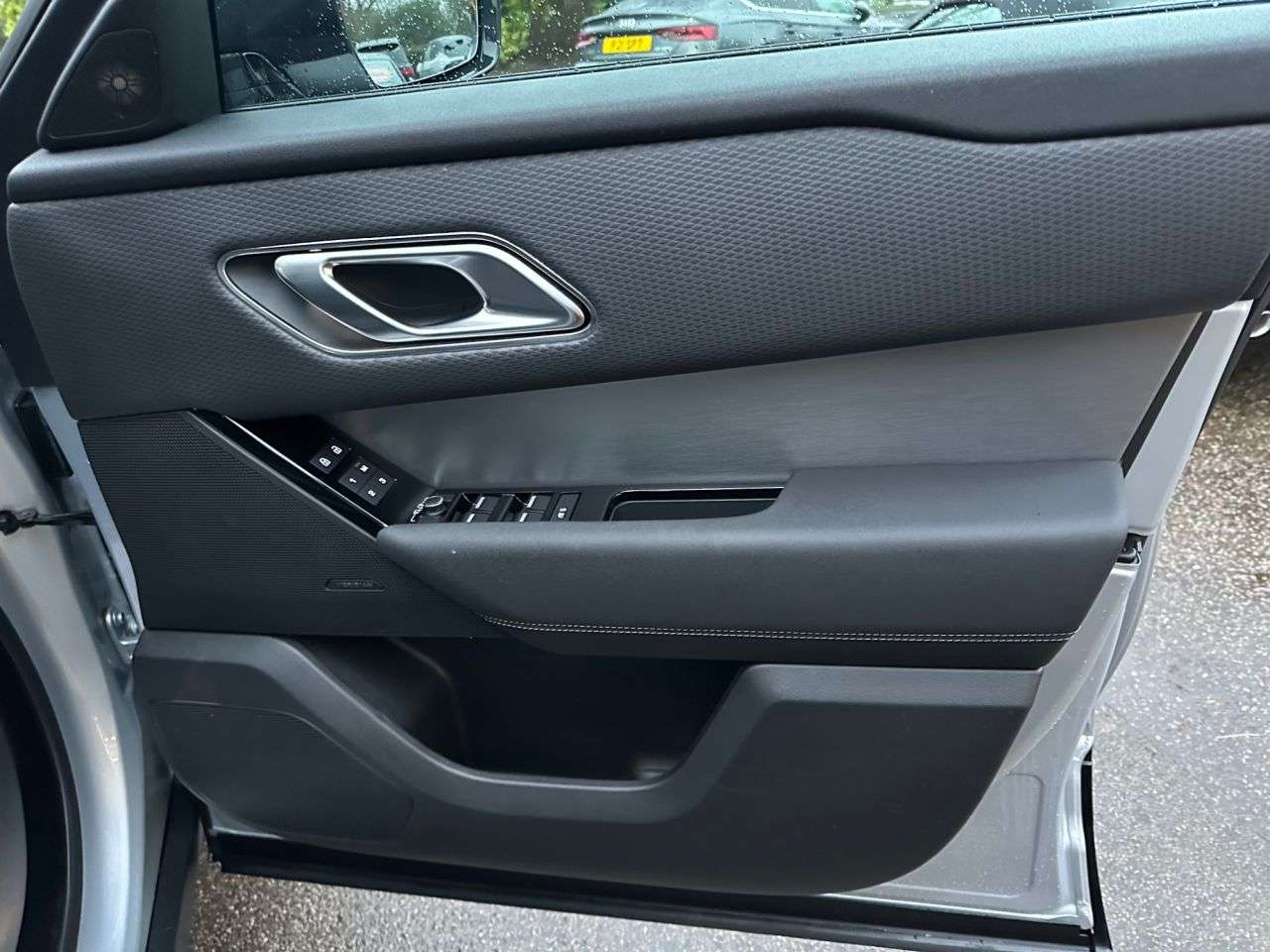 2022 LAND ROVER RANGE ROVER VELAR 2022 LAND ROVER RANGE ROVER VELAR