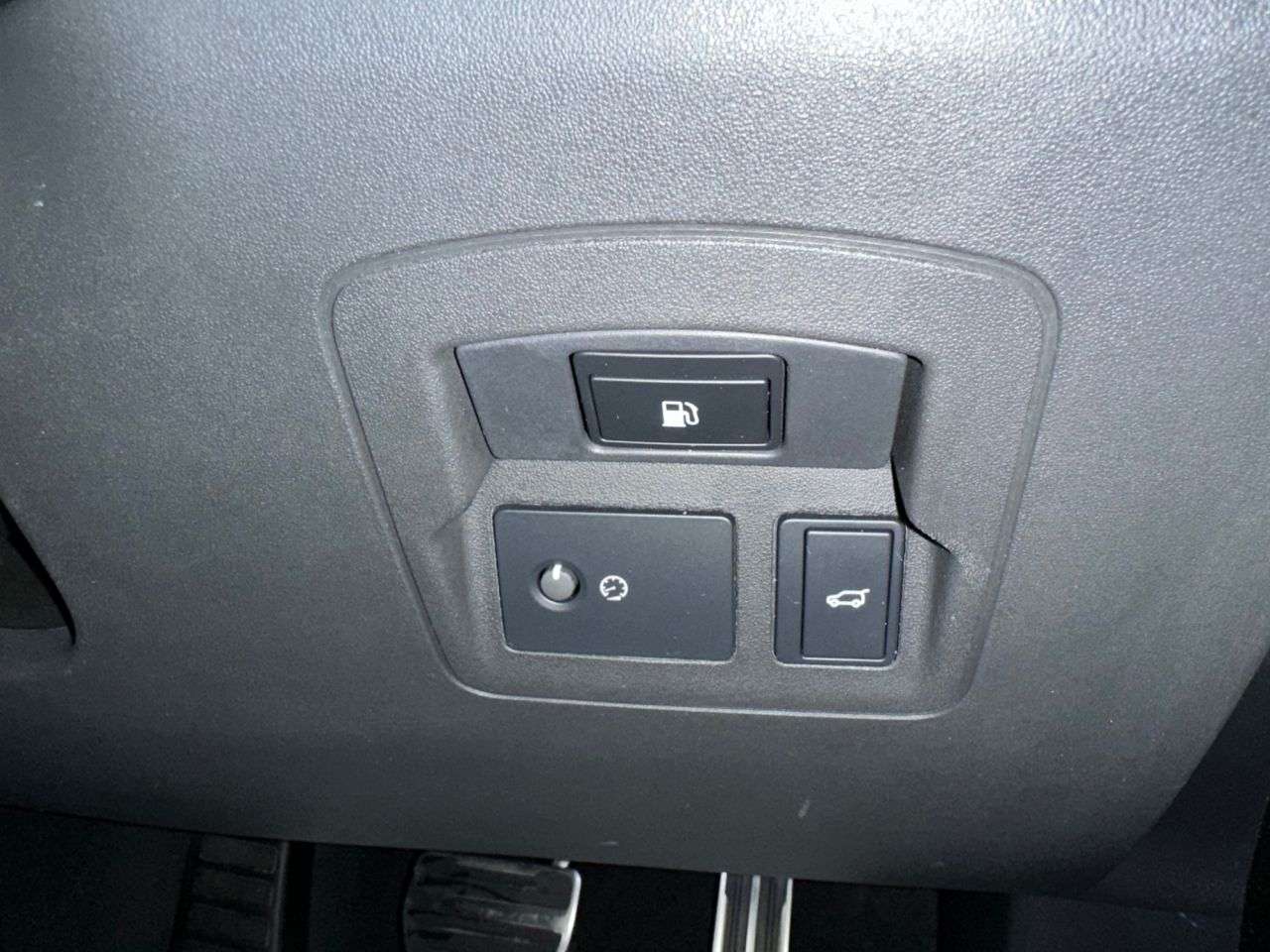 2022 LAND ROVER RANGE ROVER VELAR 2022 LAND ROVER RANGE ROVER VELAR