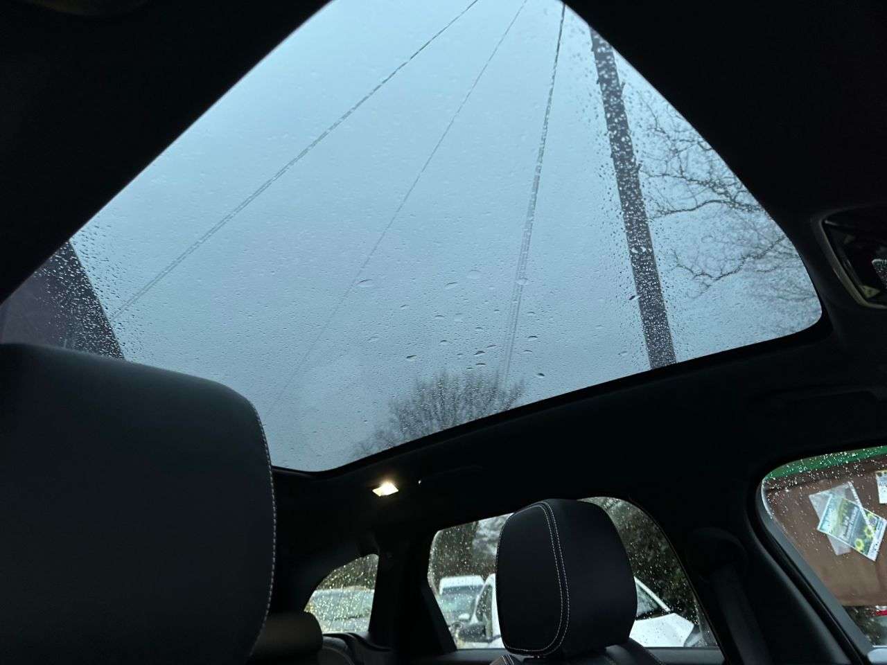 2022 LAND ROVER RANGE ROVER VELAR 2022 LAND ROVER RANGE ROVER VELAR