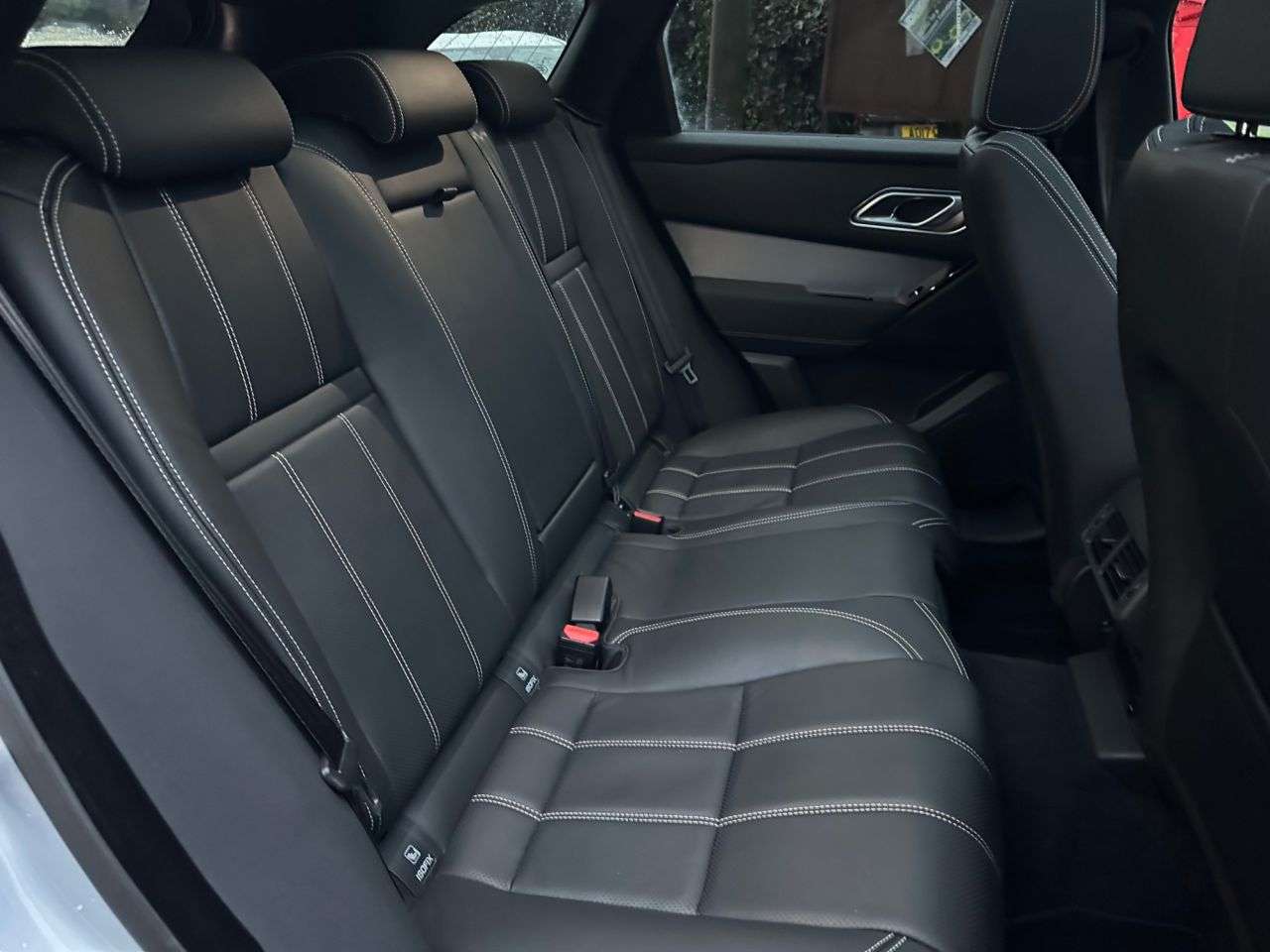 2022 LAND ROVER RANGE ROVER VELAR 2022 LAND ROVER RANGE ROVER VELAR