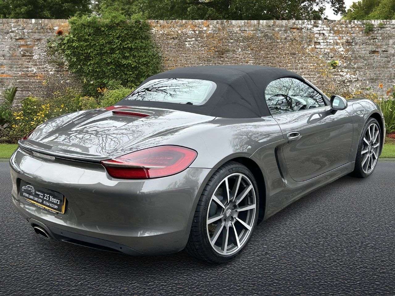 A 2014 PORSCHE BOXSTER 2.7 981 Convertible 2dr Petrol PDK Euro 5 (s/s) (265 ps) A 2014 PORSCHE BOXSTER 2.7 981 Convertible 2dr Petrol PDK Euro 5 (s/s) (265 ps)