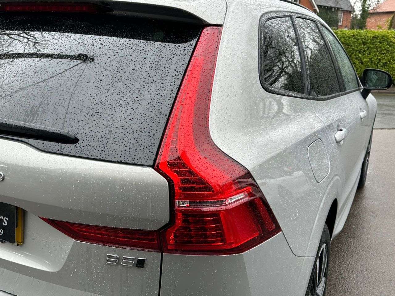 2023 VOLVO XC60 2023 VOLVO XC60