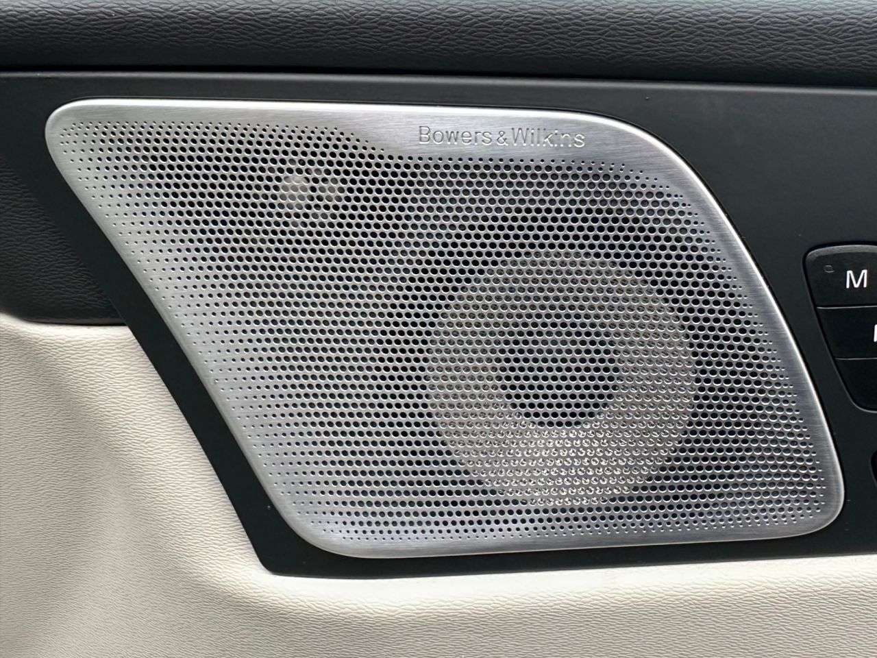 2023 VOLVO XC60 2023 VOLVO XC60