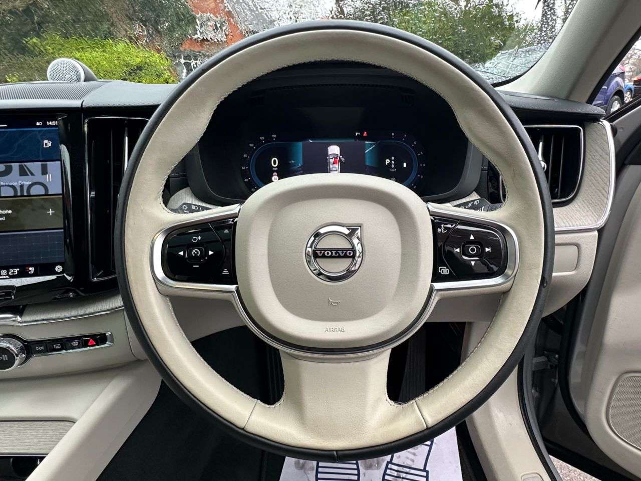 2023 VOLVO XC60 2023 VOLVO XC60