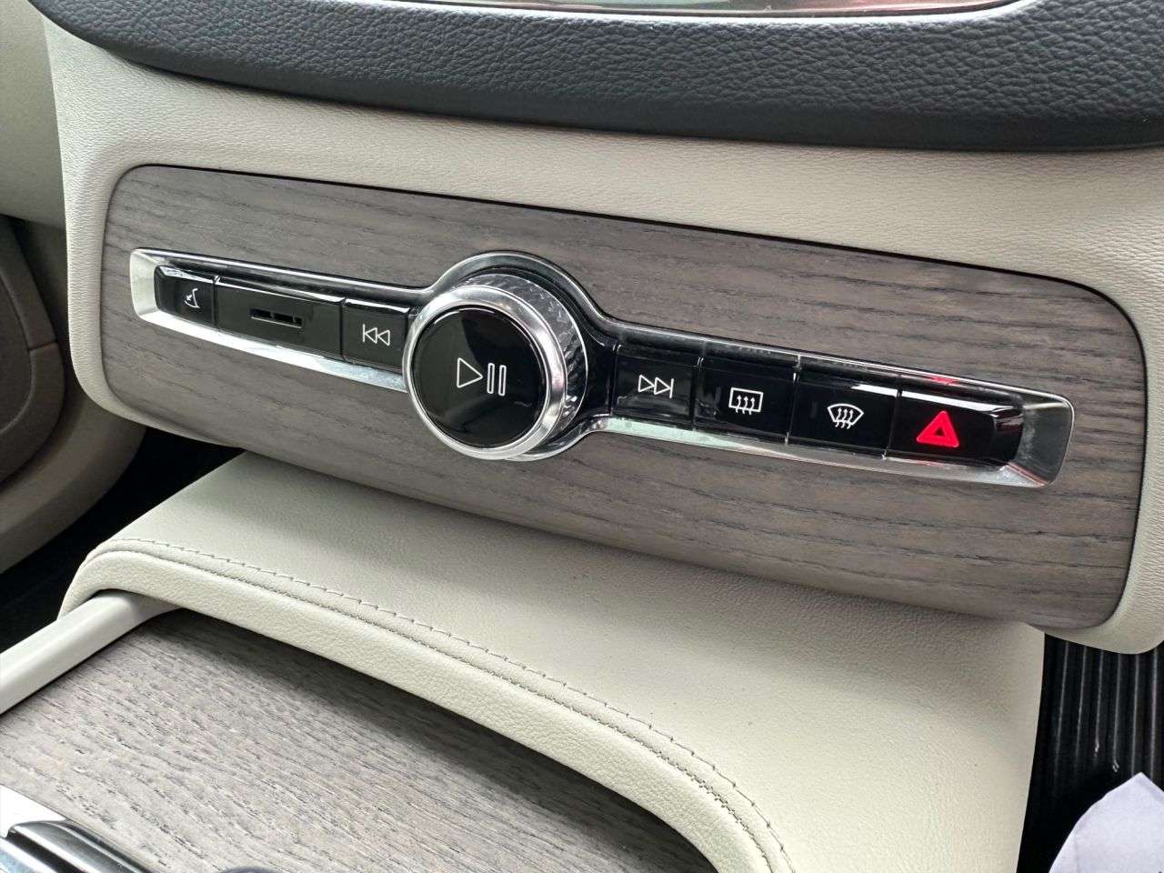 2022 VOLVO XC90 2022 VOLVO XC90