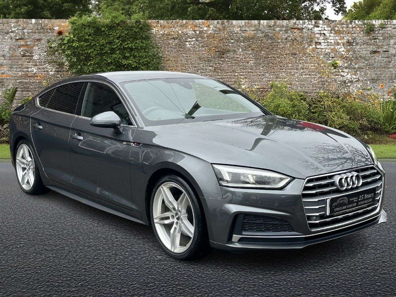 A 2019 AUDI A5 2.0 TFSI 40 S line Sportback 5dr Petrol S Tronic Euro 6 (s/s) (190 ps) A 2019 AUDI A5 2.0 TFSI 40 S line Sportback 5dr Petrol S Tronic Euro 6 (s/s) (190 ps)