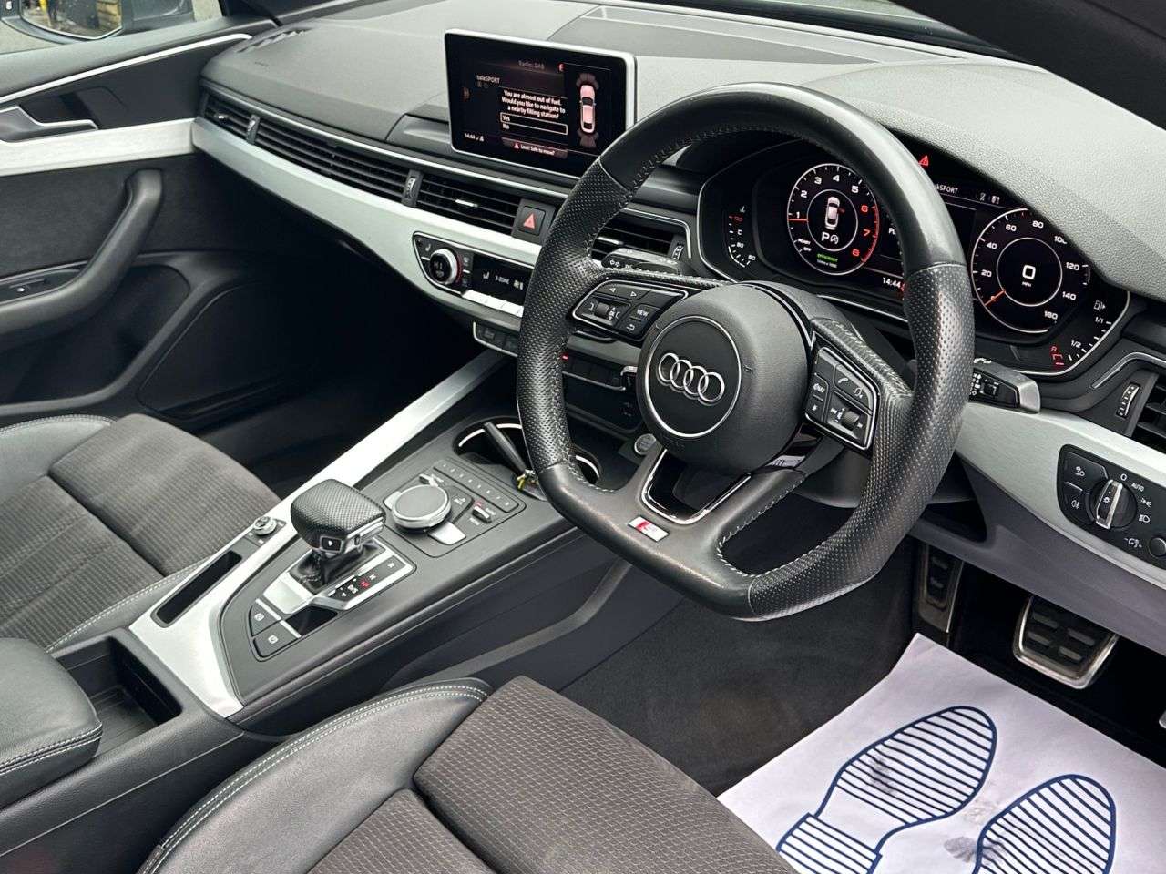 A 2019 AUDI A5 2.0 TFSI 40 S line Sportback 5dr Petrol S Tronic Euro 6 (s/s) (190 ps) A 2019 AUDI A5 2.0 TFSI 40 S line Sportback 5dr Petrol S Tronic Euro 6 (s/s) (190 ps)
