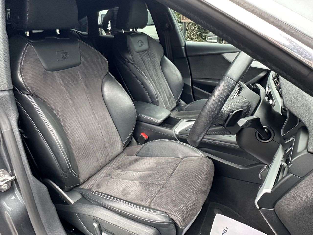 A 2019 AUDI A5 2.0 TFSI 40 S line Sportback 5dr Petrol S Tronic Euro 6 (s/s) (190 ps) A 2019 AUDI A5 2.0 TFSI 40 S line Sportback 5dr Petrol S Tronic Euro 6 (s/s) (190 ps)