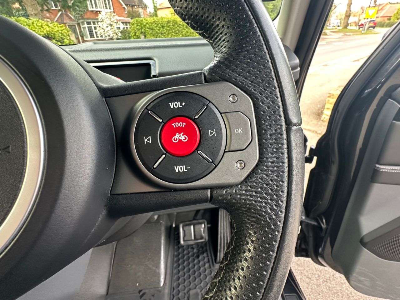 2023 INEOS GRENADIER 2023 INEOS GRENADIER