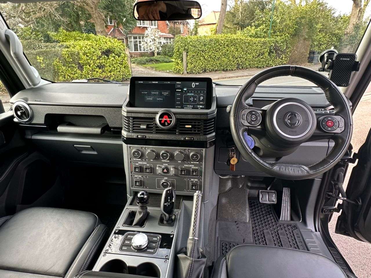 A 2023 INEOS GRENADIER 3.0P Station Wagon 6dr Petrol Auto 4WD Euro 6 (s/s) (5Seat) (286 ps) A 2023 INEOS GRENADIER 3.0P Station Wagon 6dr Petrol Auto 4WD Euro 6 (s/s) (5Seat) (286 ps)