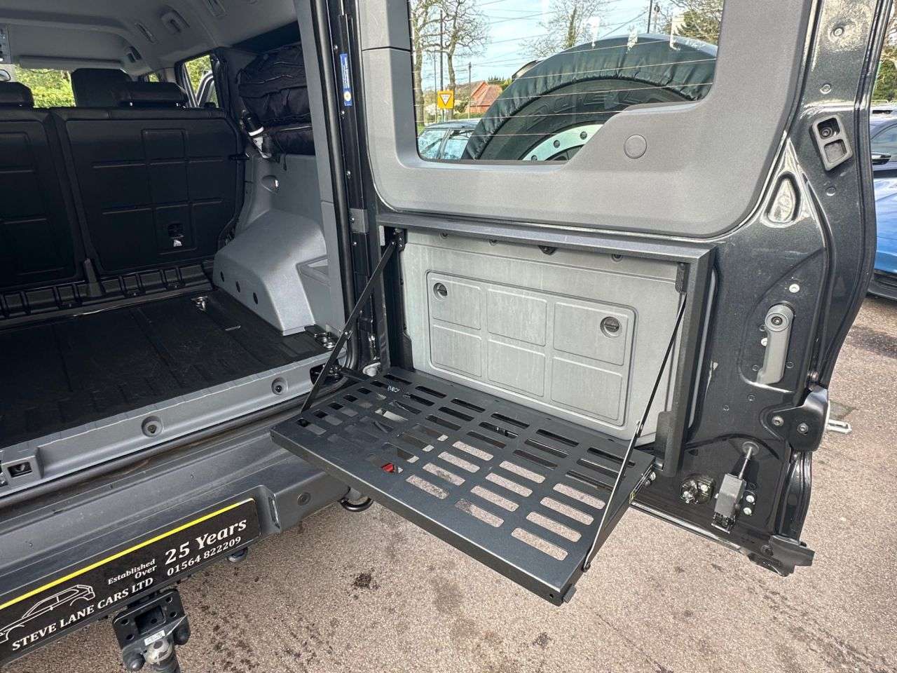 2023 INEOS GRENADIER 2023 INEOS GRENADIER