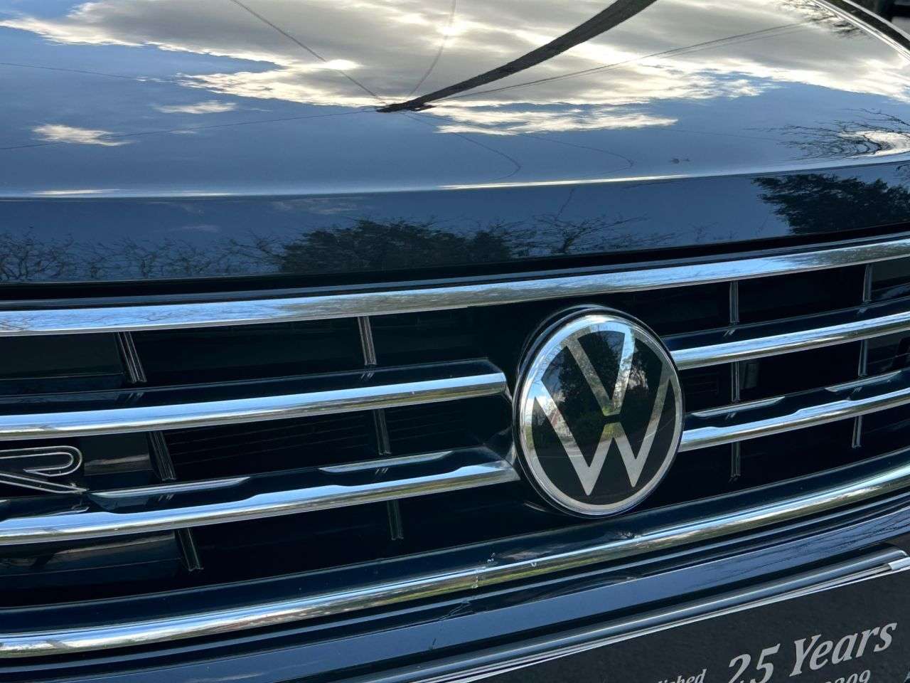 2021 VOLKSWAGEN TIGUAN 2021 VOLKSWAGEN TIGUAN