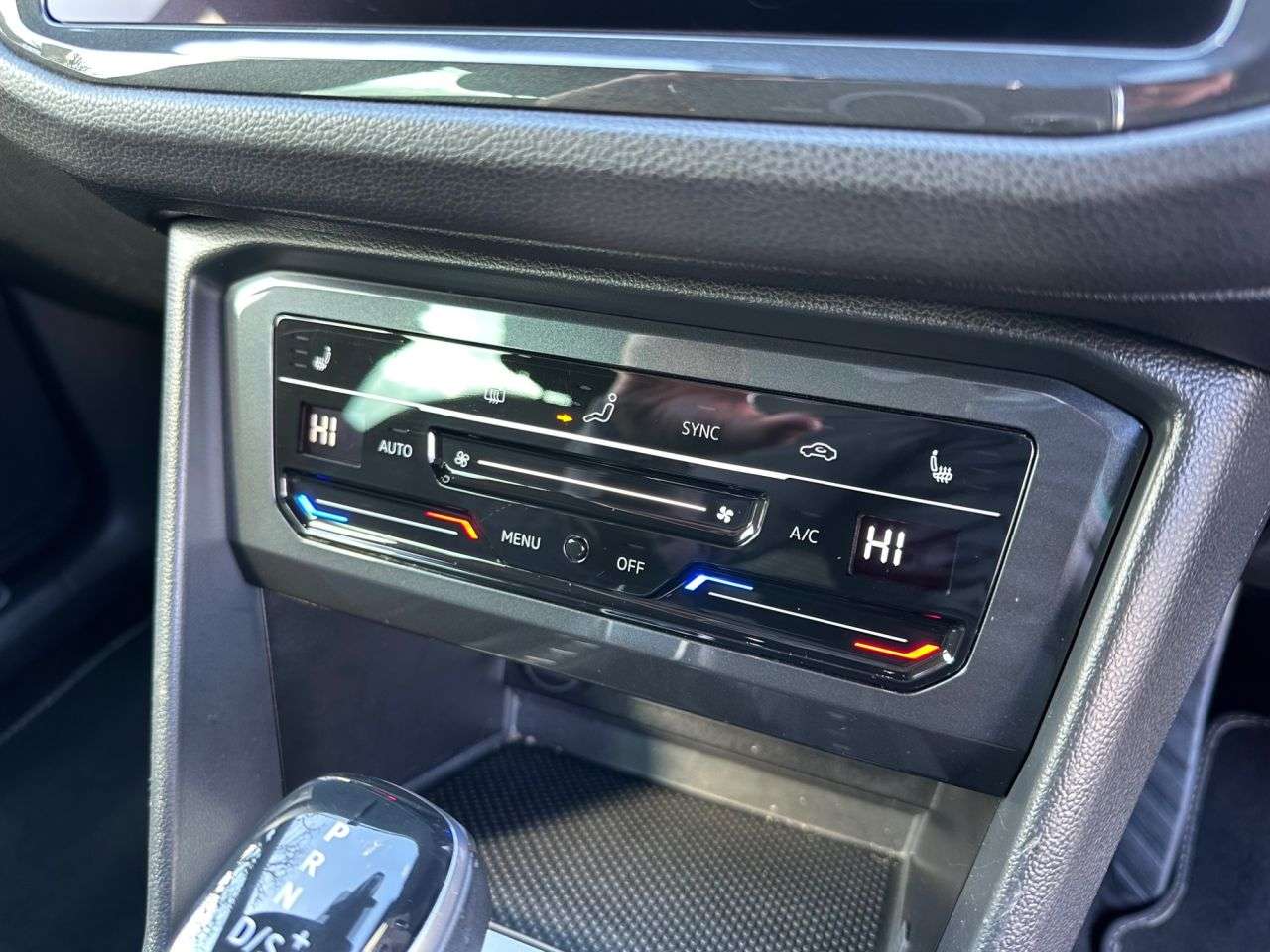 2021 VOLKSWAGEN TIGUAN 2021 VOLKSWAGEN TIGUAN