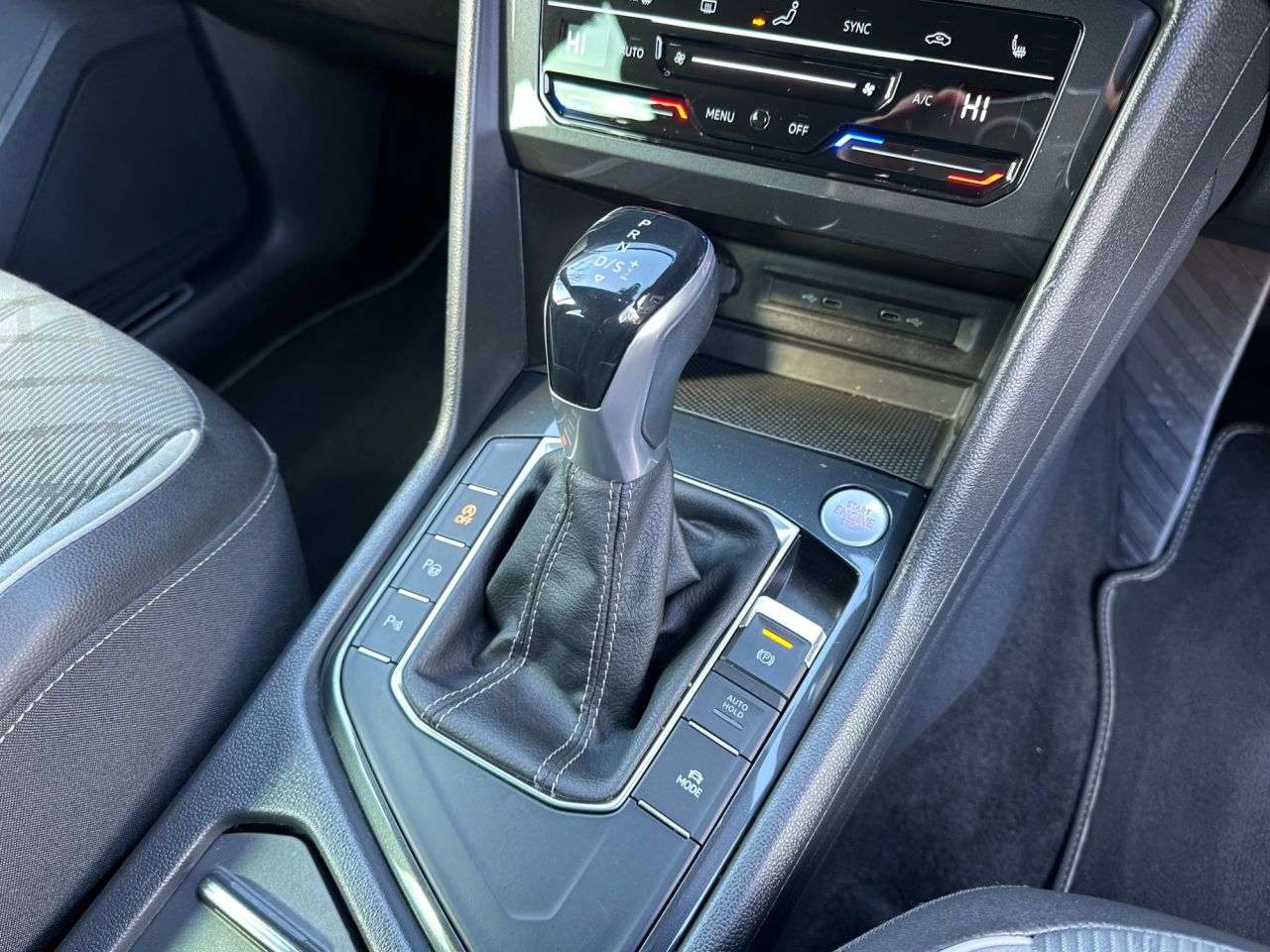 2021 VOLKSWAGEN TIGUAN 2021 VOLKSWAGEN TIGUAN