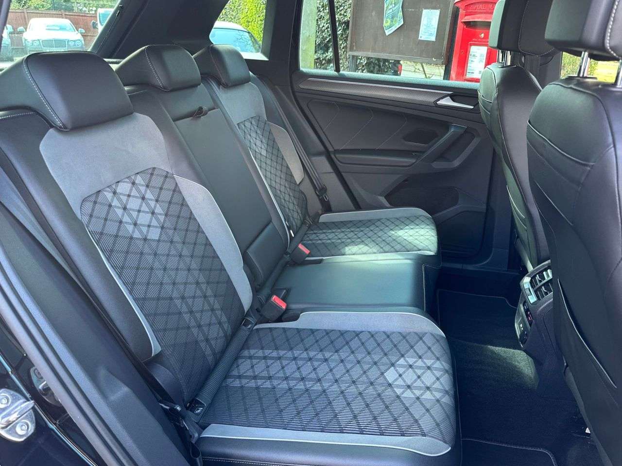 2021 VOLKSWAGEN TIGUAN 2021 VOLKSWAGEN TIGUAN