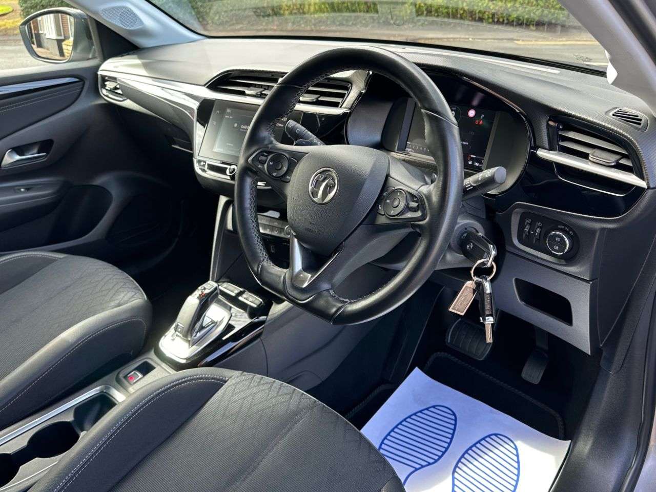 A 2022 VAUXHALL CORSA 1.2 Turbo Elite Edition Hatchback 5dr Petrol Auto Euro 6 (s/s) (100 ps) A 2022 VAUXHALL CORSA 1.2 Turbo Elite Edition Hatchback 5dr Petrol Auto Euro 6 (s/s) (100 ps)