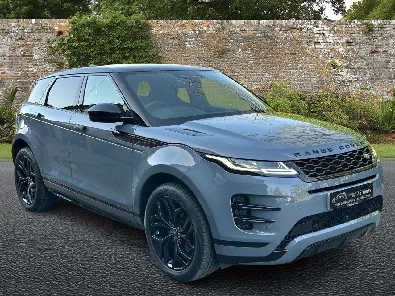 A 2023 LAND ROVER RANGE ROVER EVOQUE 2.0 D200 MHEV Autobiography SUV 5dr Diesel Auto 4WD Euro 6 (s/s) (204 ps) L A 2023 LAND ROVER RANGE ROVER EVOQUE 2.0 D200 MHEV Autobiography SUV 5dr Diesel Auto 4WD Euro 6 (s/s) (204 ps) L