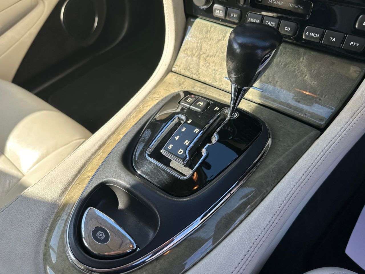 2004 JAGUAR XJ 2004 JAGUAR XJ