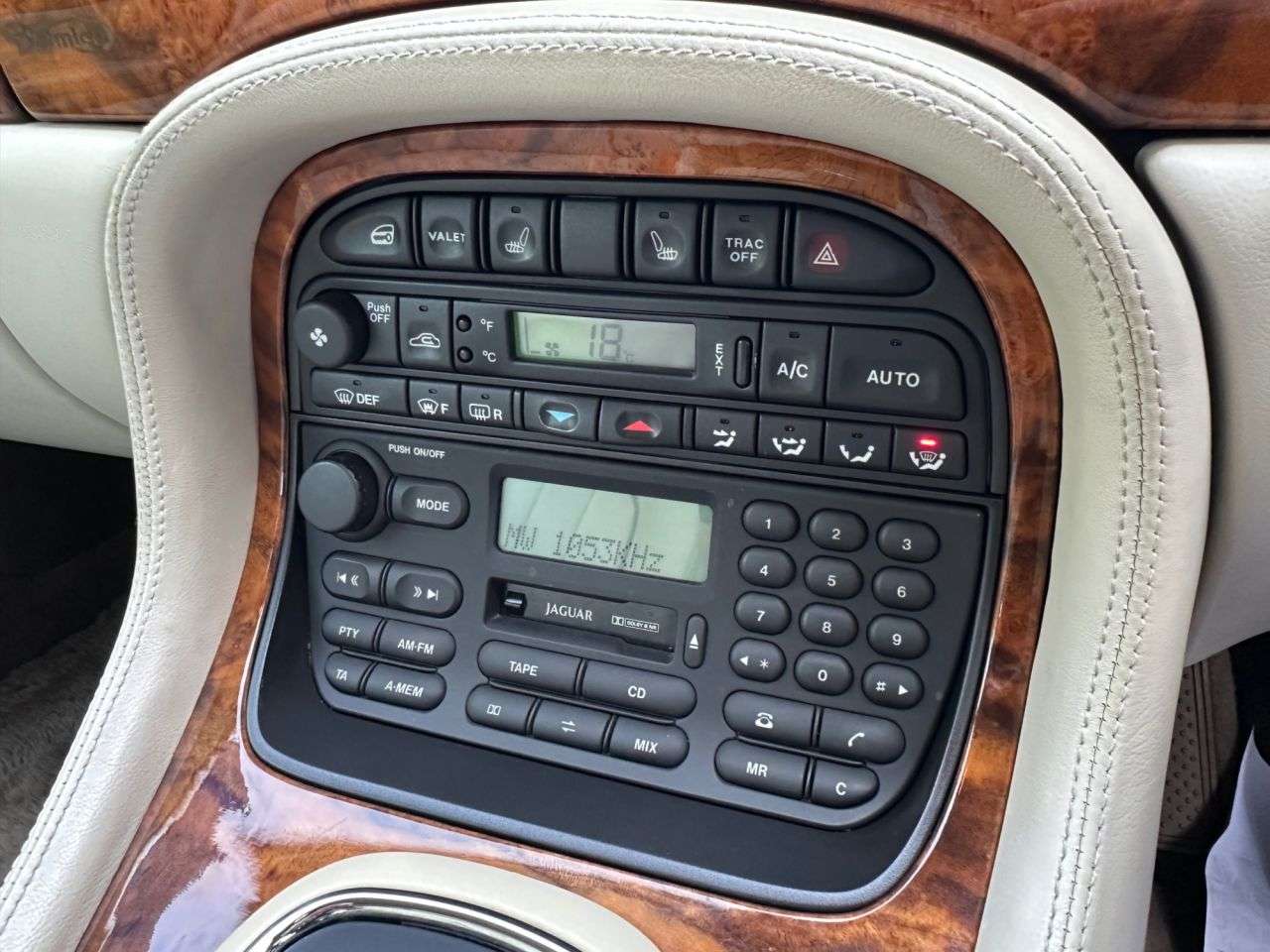1997 DAIMLER SOVEREIGN 1997 DAIMLER SOVEREIGN